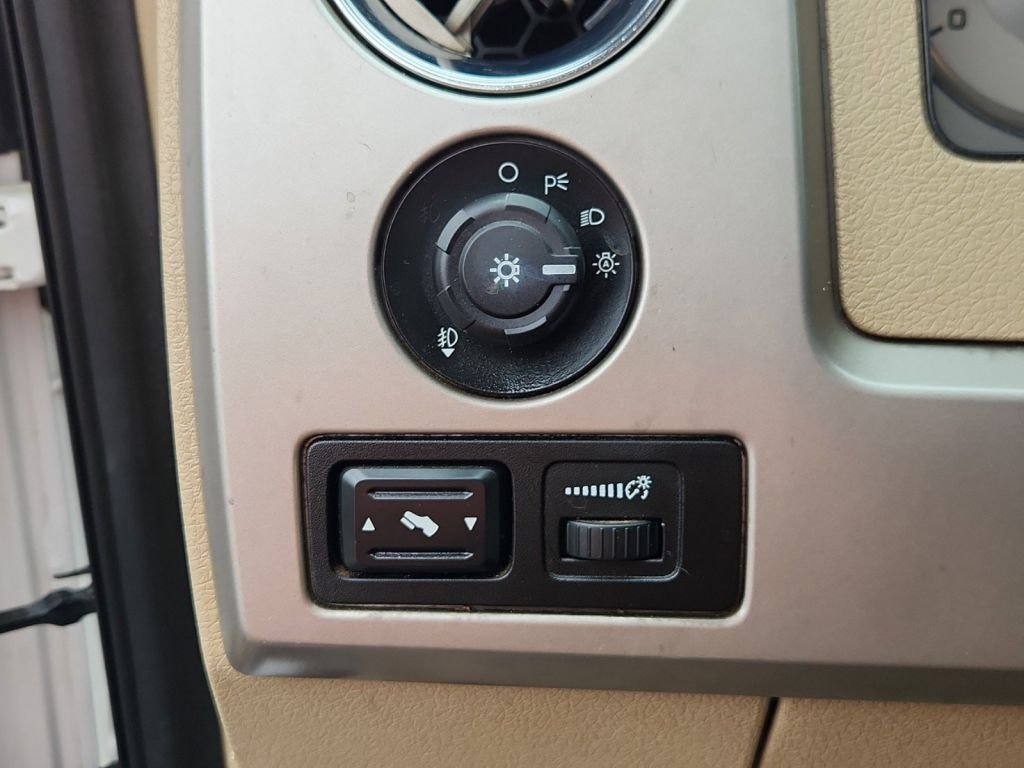 2010-Ford-F150_7040-12