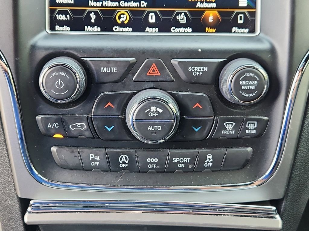 2018-Jeep-Grand_Cherokee_494020-23