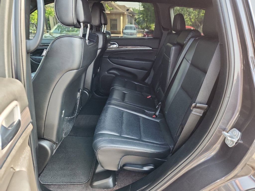 2018-Jeep-Grand_Cherokee_494020-27