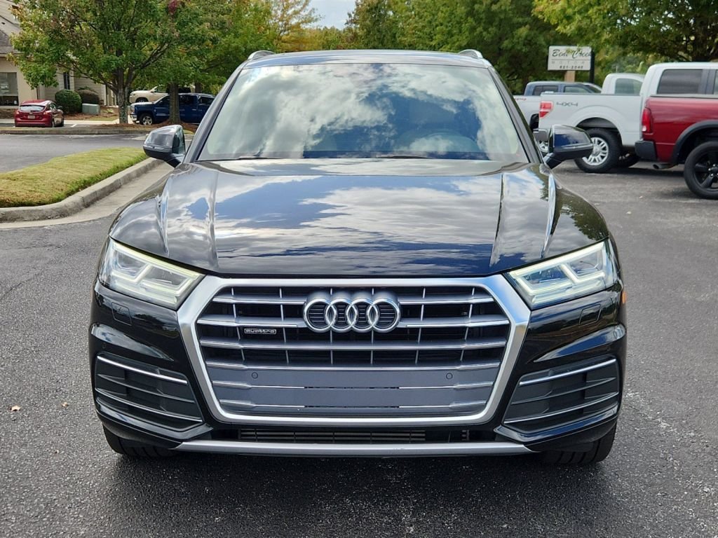 2019-Audi-Q5_132750-2 (1)