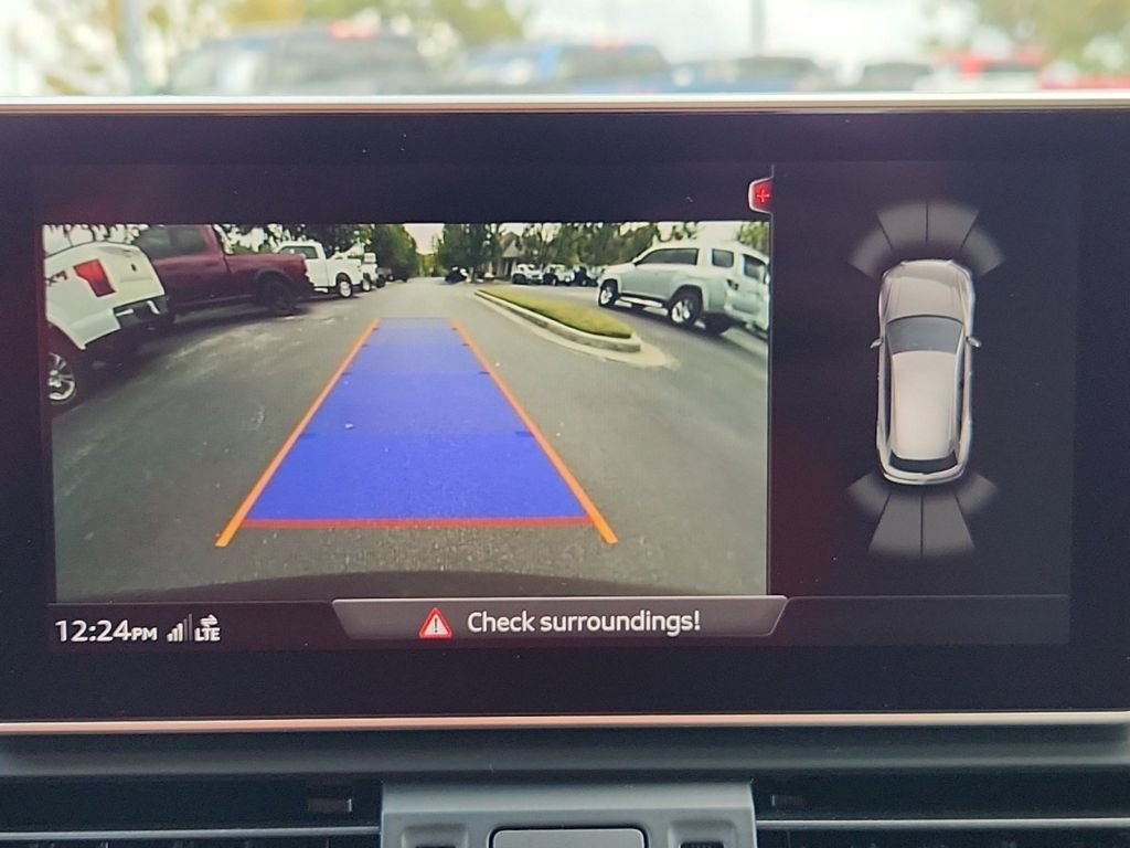 2019-Audi-Q5_132750-27 (1)