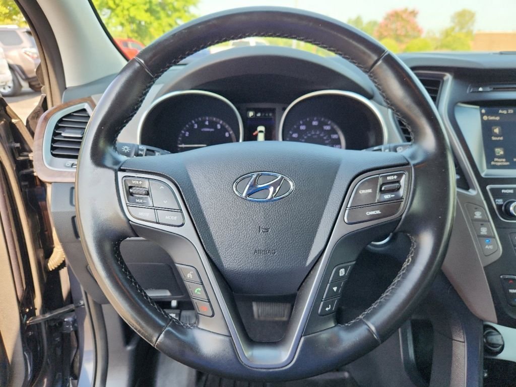 2019-Hyundai-Santa_Fe_Xl_297844-15