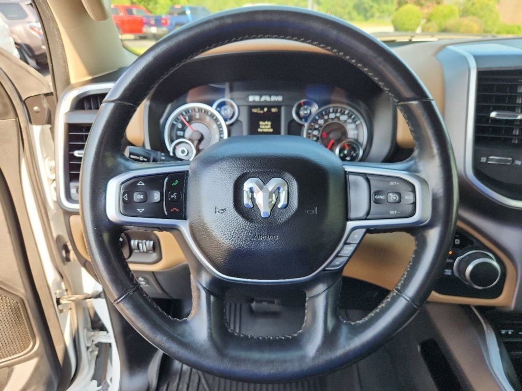 2019-Ram-1500_570677-15 (1)