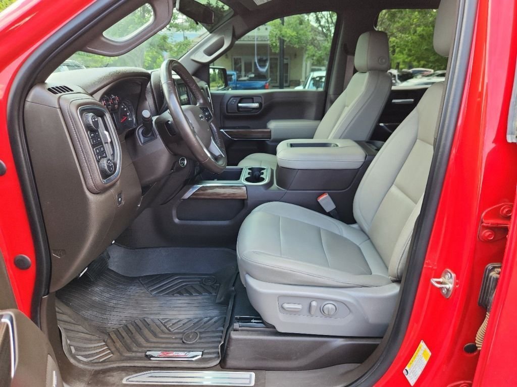 2021-Chevrolet-Silverado_1500_178497-13