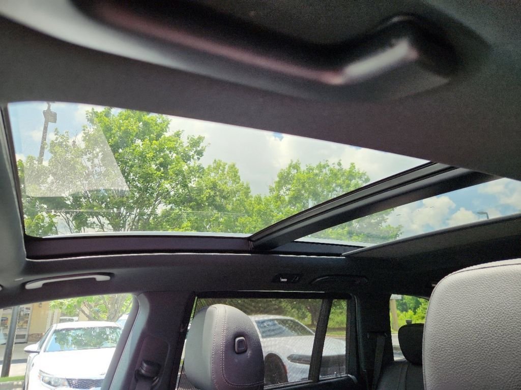 2021-Mercedes-benz-Gl_Class_382342-15