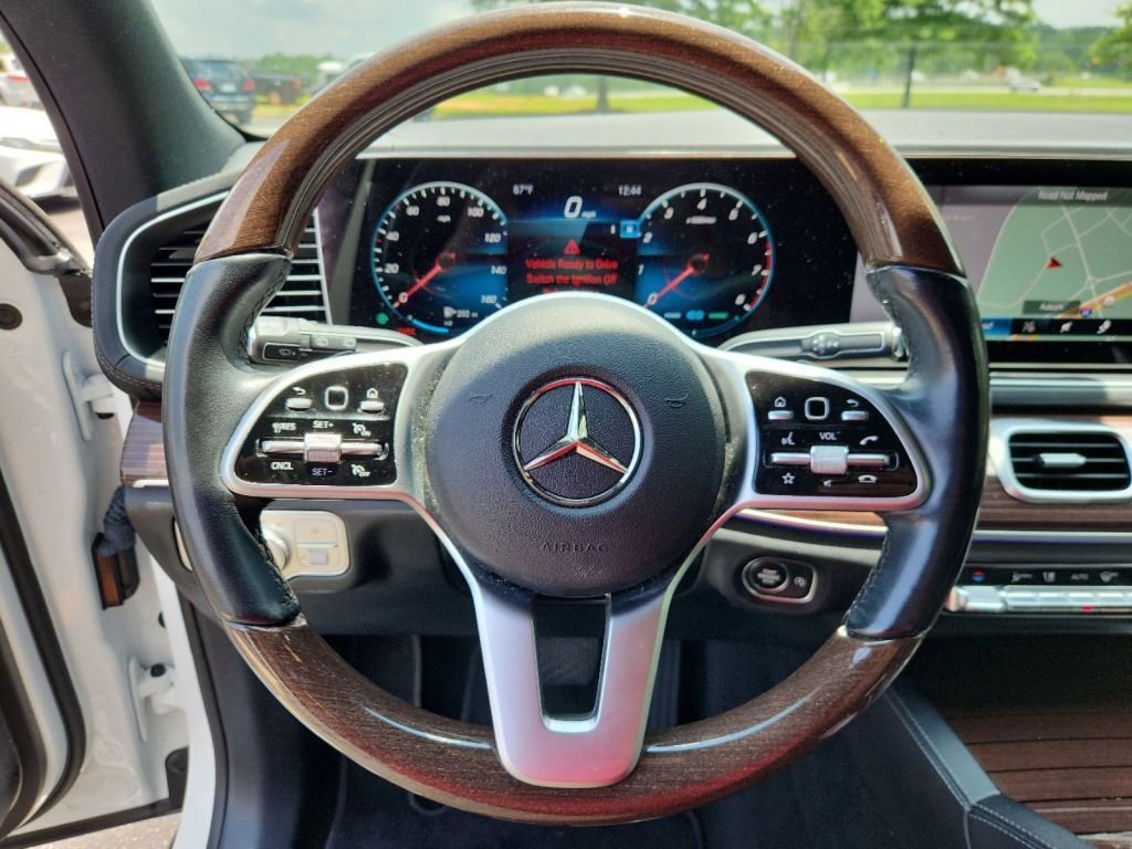 2021-Mercedes-benz-Gl_Class_382342-17