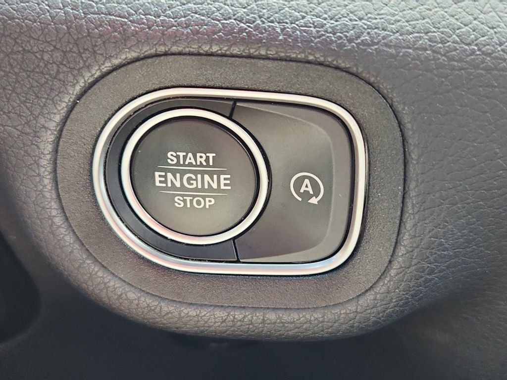 2021-Mercedes-benz-Gl_Class_382342-21